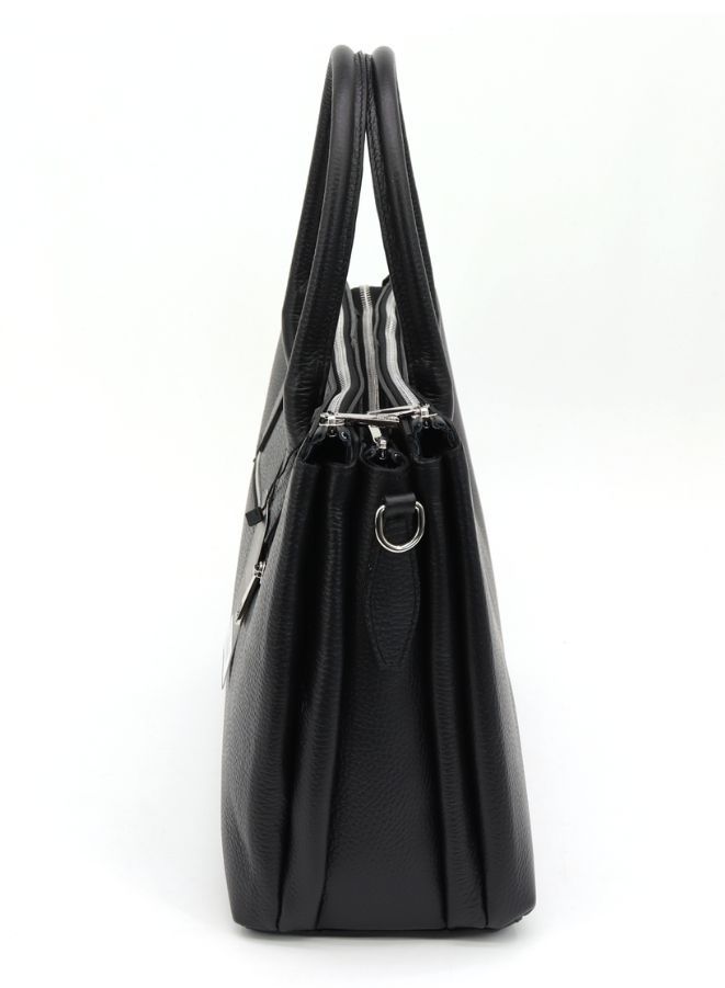 Gai Mattiolo's Exquisite Women's Leather Bag : Size 35x26x15