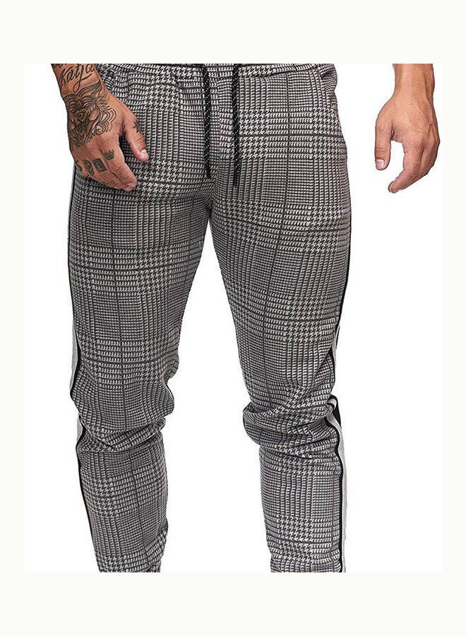 Men Casual Pocket Stripe Plaid Print Drawstring Long Ankle Tied Trousers Dark Gray