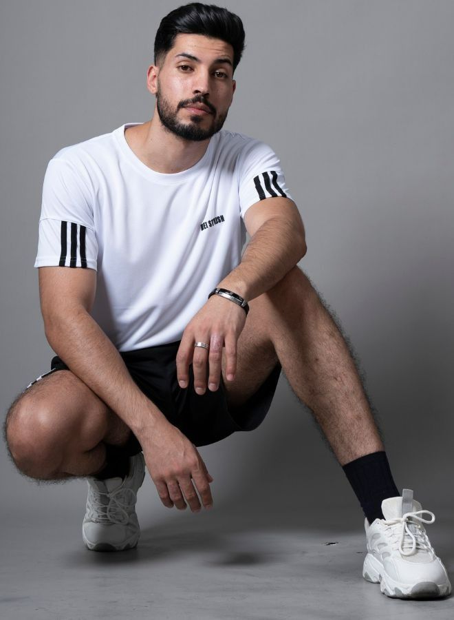 Men Sports Wear Breathable T-shirt and Short Sets