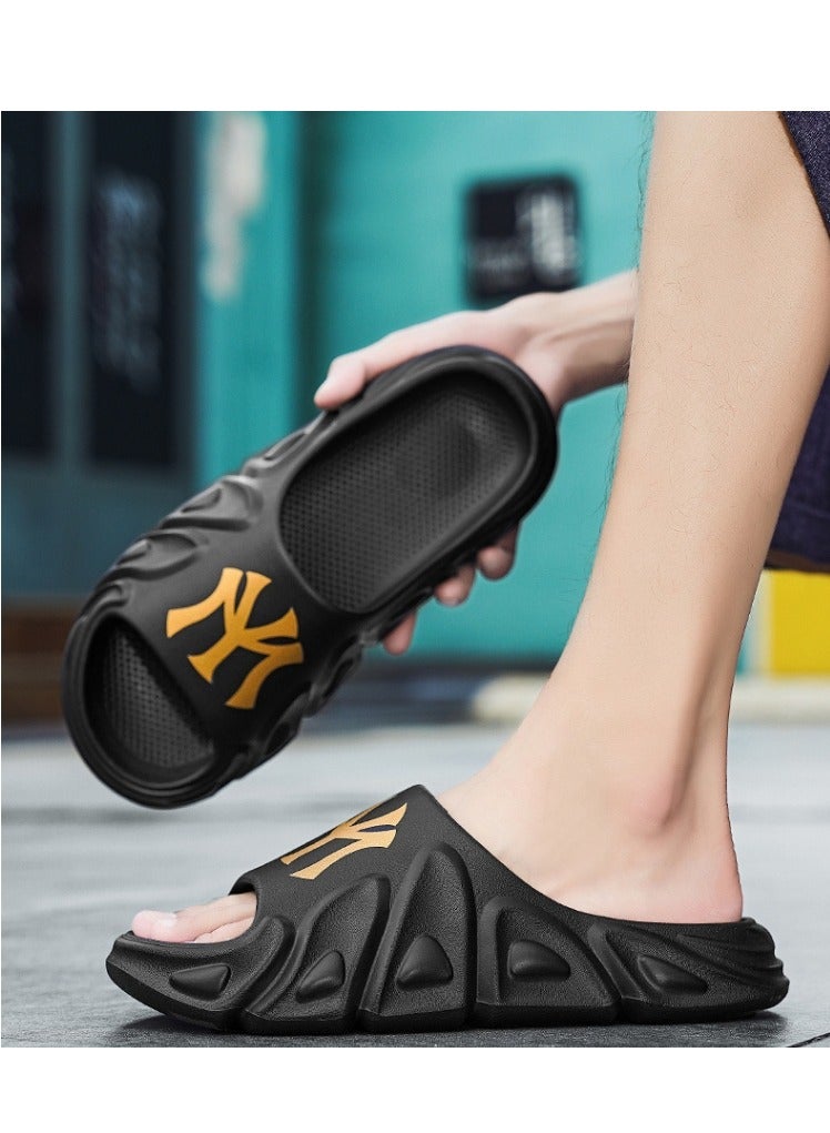 New Anti-Skid And Wear-Resistant Soft Sole Casual Sandals Slippers