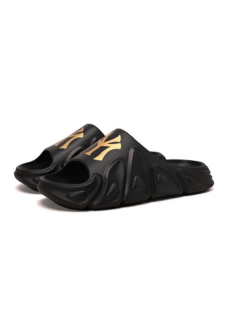 New Anti-Skid And Wear-Resistant Soft Sole Casual Sandals Slippers