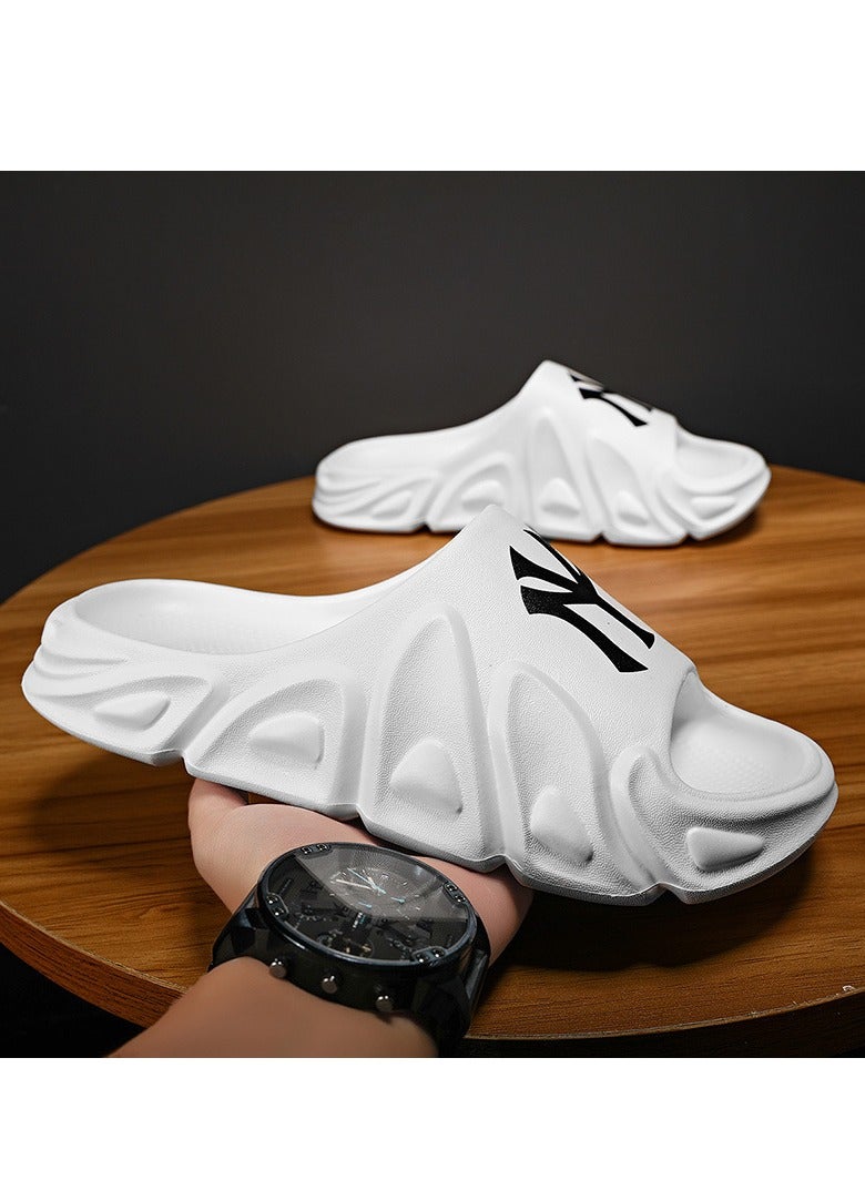 New Anti-Skid And Wear-Resistant Soft Sole Casual Sandals Slippers