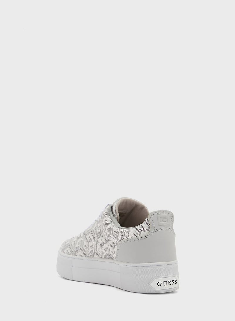 Giaa5 Cube Low Top Sneakers