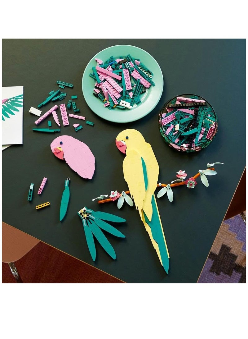 LEGO Art The Fauna Collection Macaw Parrots 31211 Building Blocks Toy Set (644 Pieces)