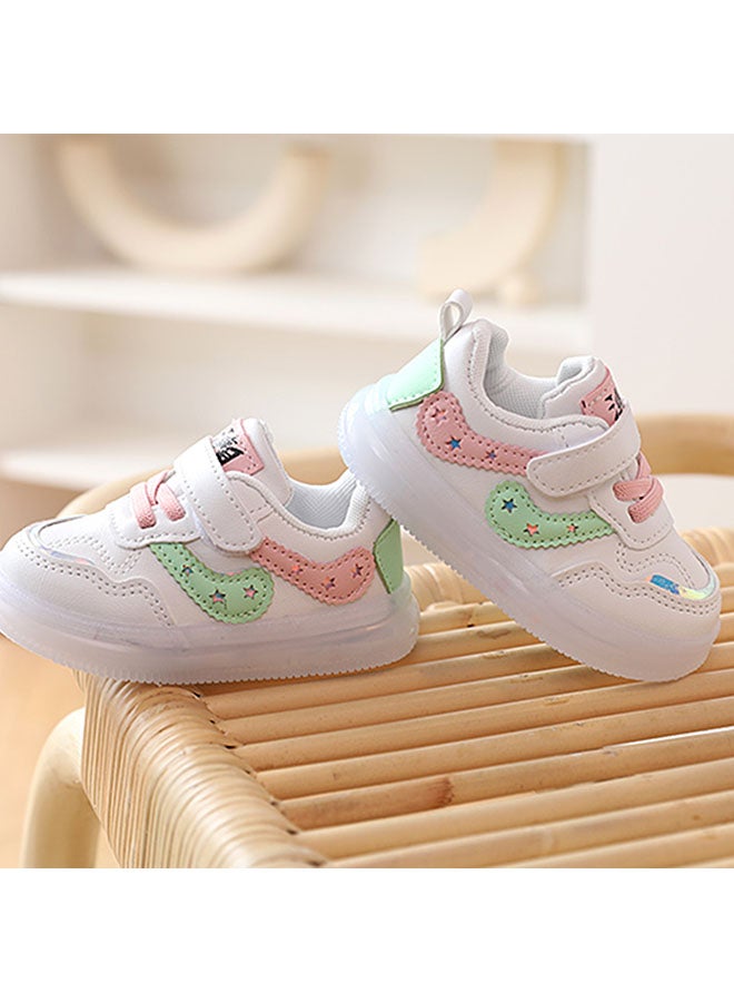 Boys and Girls' Fashionable Sports Shoes Lighting Toddler Walking Shoes Wearing Children's Shoes in Multiple Occasion