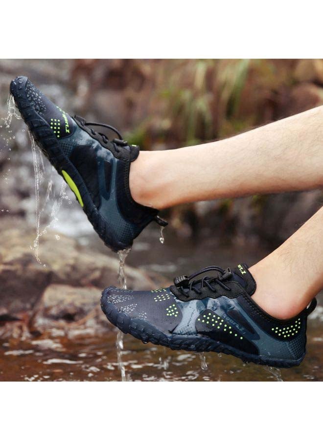 Breathable Waterproof Shoes 25.0x18.0x5.0cm