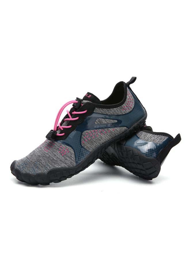 Breathable Waterproof Shoes 25.0x18.0x5.0cm