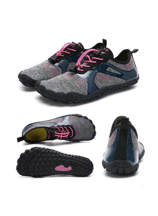 Breathable Waterproof Shoes 25.0x18.0x5.0cm