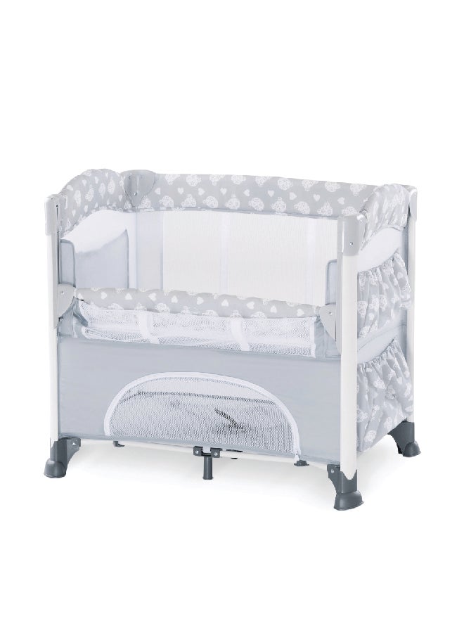 Bedside Crib Sleep N Care Plus, Co - Sleeper For New Born Babys From Birth Up To 9 Kg, Lowerable Side Part, Wheels, Toy Pockets, Storage Compartment, Foldable, Transport Bag, Teddy Grey