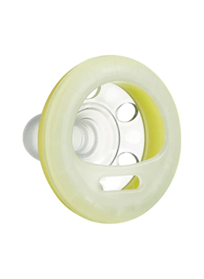 Pack Of 2 Dummies Breast-Like Soother Night Dark Glow Skin-Like Texture Symmetrical Orthodontic Design BPA-Free Includes Steriliser Box For 6-18m Assorted