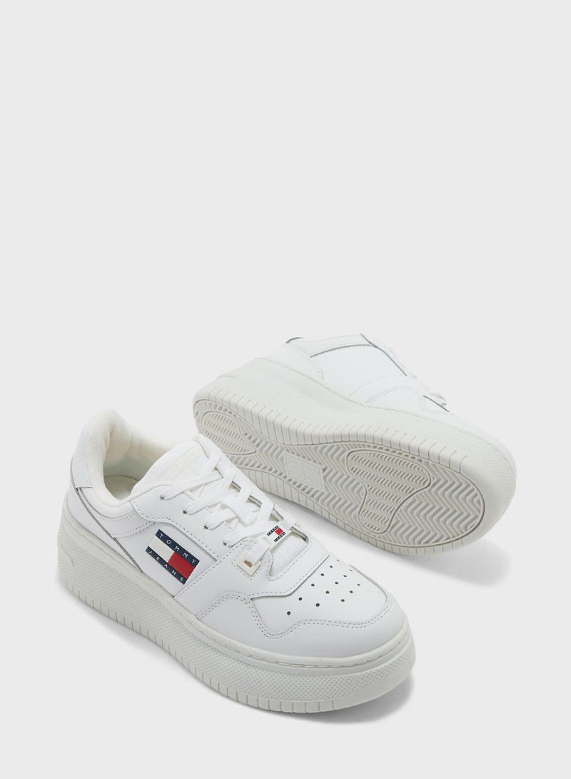 Retro Basket Flatform Low Top Sneakers