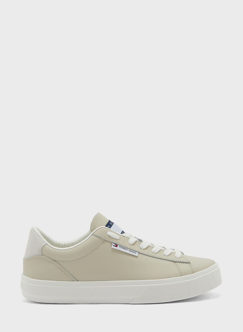 Tjw Cupsole Sneaker Ess