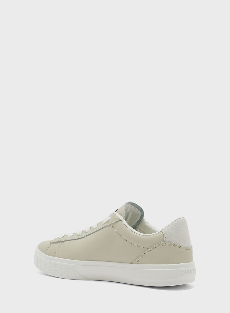 Tjw Cupsole Sneaker Ess