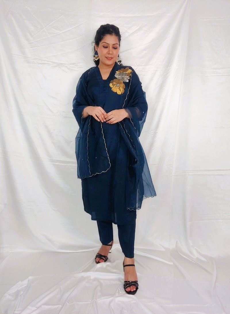 PRIYA'S PANACHE Royal Blue Silk Collared Straight Kurta Pant Set with Organza dupatta.