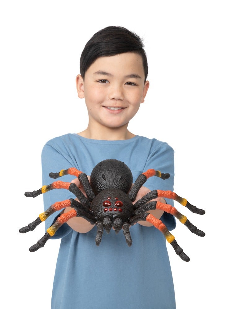 ZURU ROBO ALIVE Giant Tarantula, Battery-Powered Robotic Interactive Electronic Spider Comes with Web Slime, Prankst Toys for Ages 3+