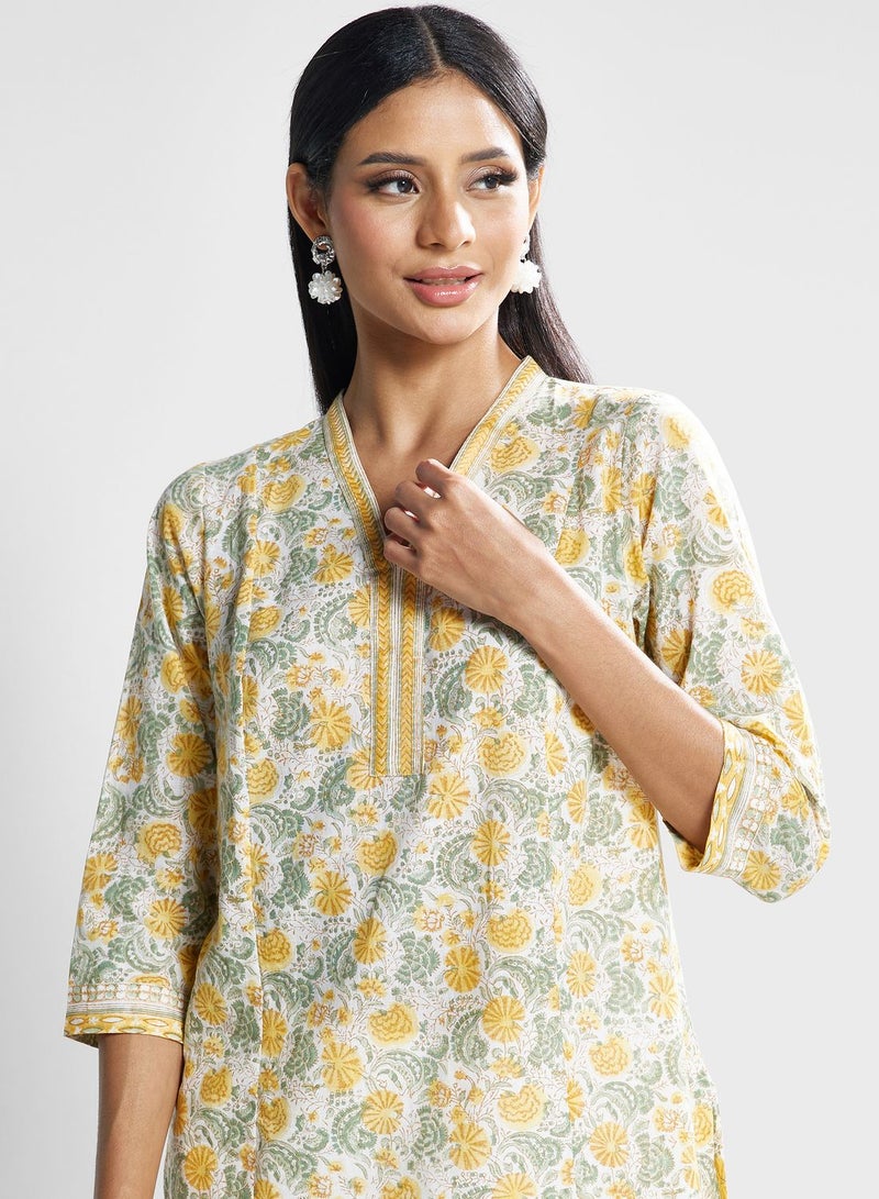 V-Neck Floral Print Kurti