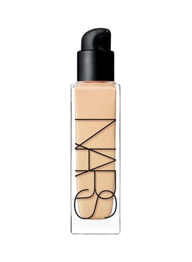 Natural Radiant Longwear Liquid Foundation Vienna