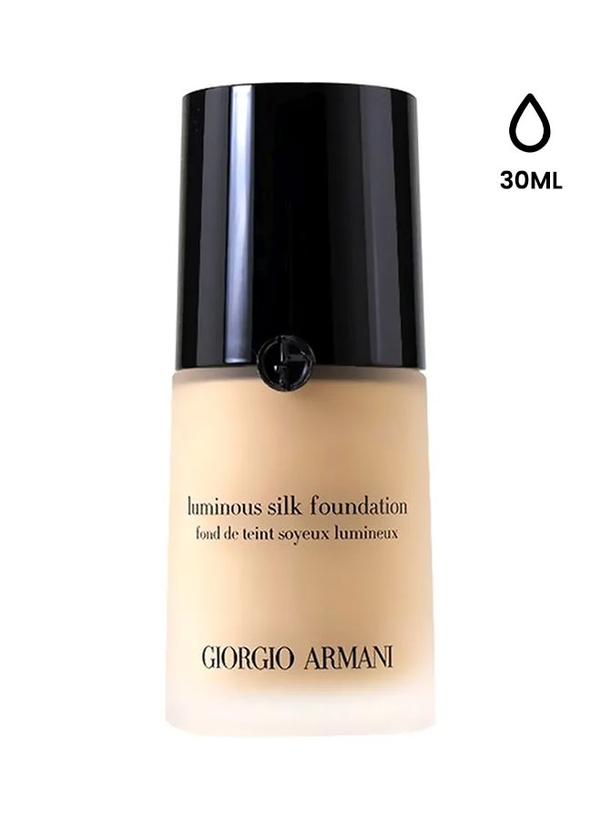 Luminous Silk Foundation 4.25 Light Peachy