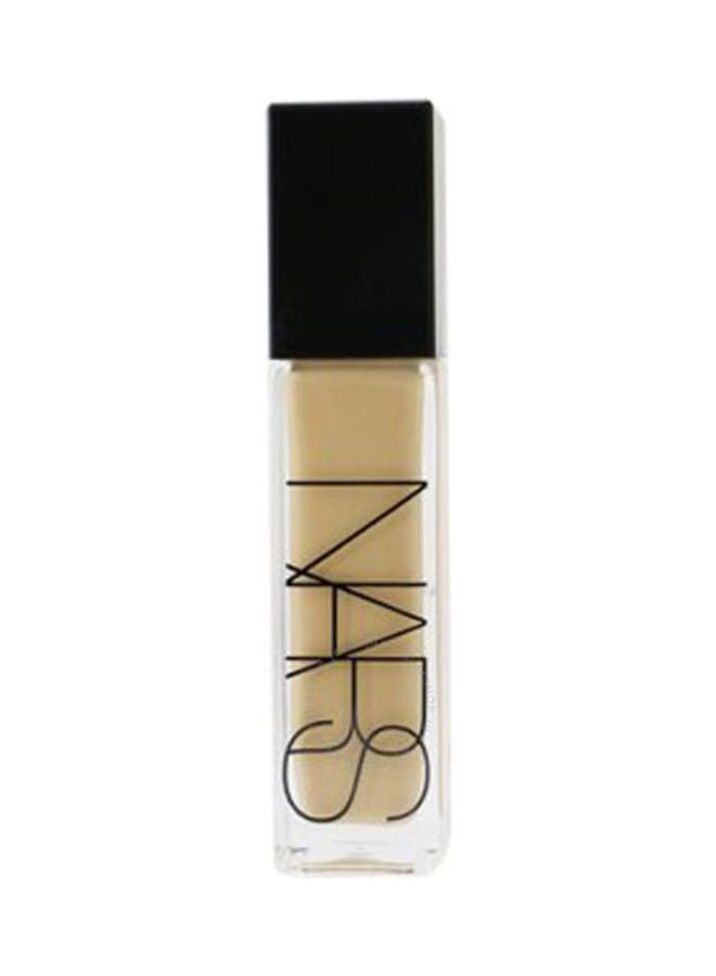 Natural Radiant Longwear Foundation  Medium 2 Santa Fe Beige