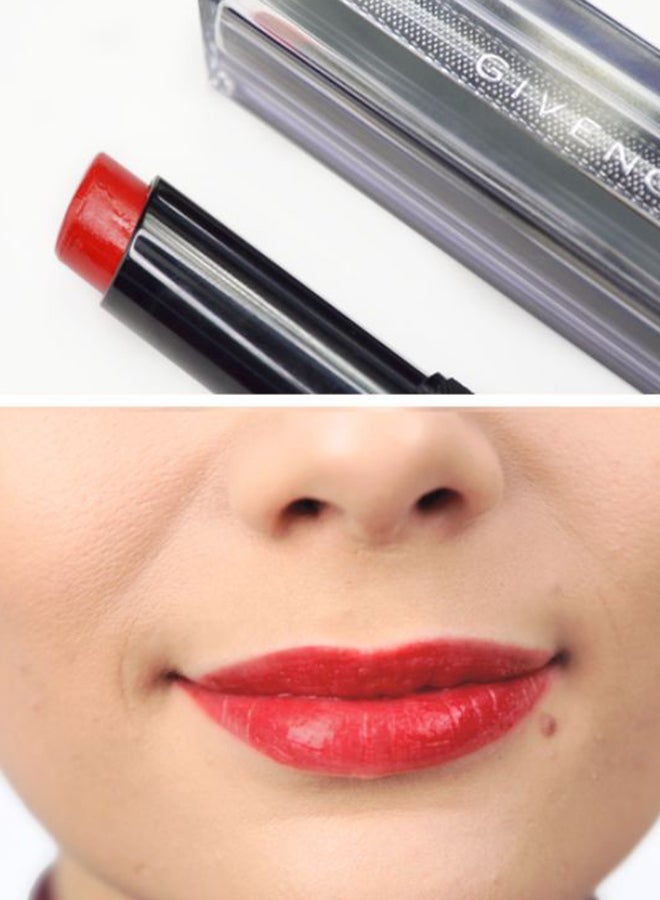 Rouge Interdit Vinyl Shine Lipstick 11 Rouge Rebelle