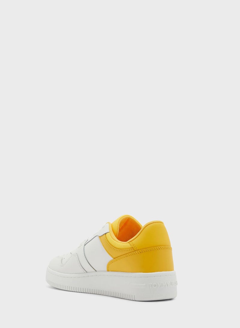 Retro Basket Low Top Sneakers