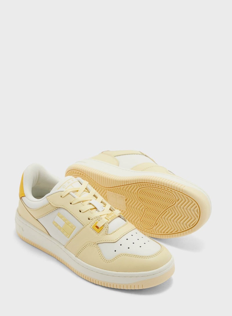 Retro Basket Tonal Logo Low Top Sneakers