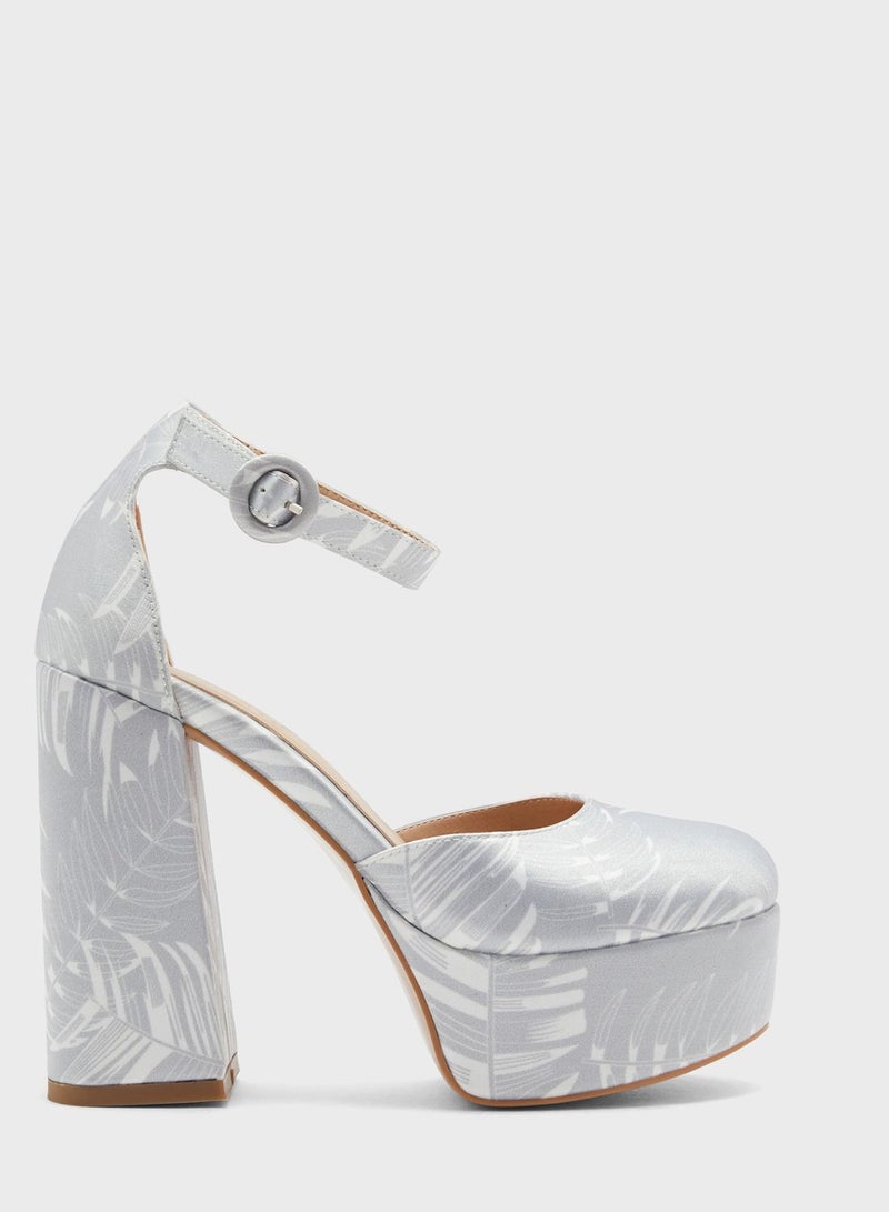 Satin Palm Print Platform Pump