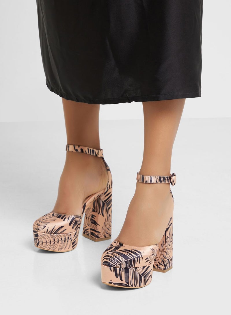 Satin Palm Print Platform Pump