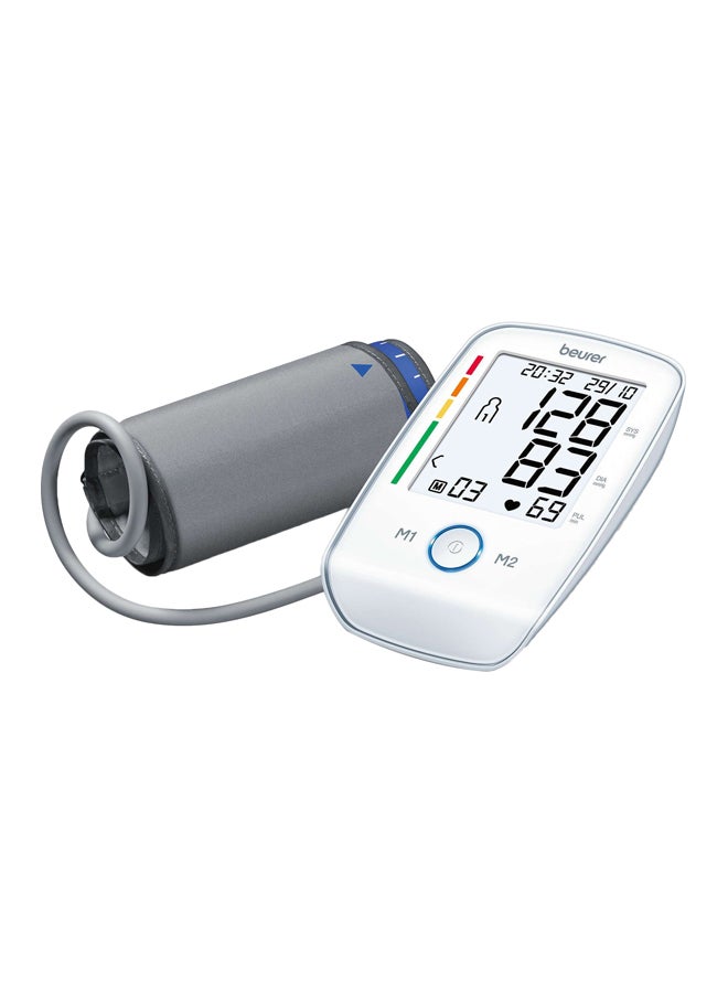 Beurer BM45: Automatic blood pressure monitor with illuminated display and touch sensor buttons