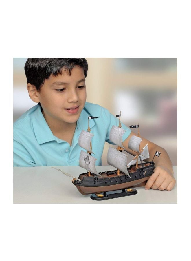 SnapTite The Black Diamond Pirate Ship Model Kit 85-1971