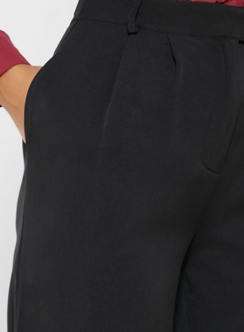 Pleat Detail Straight Pants