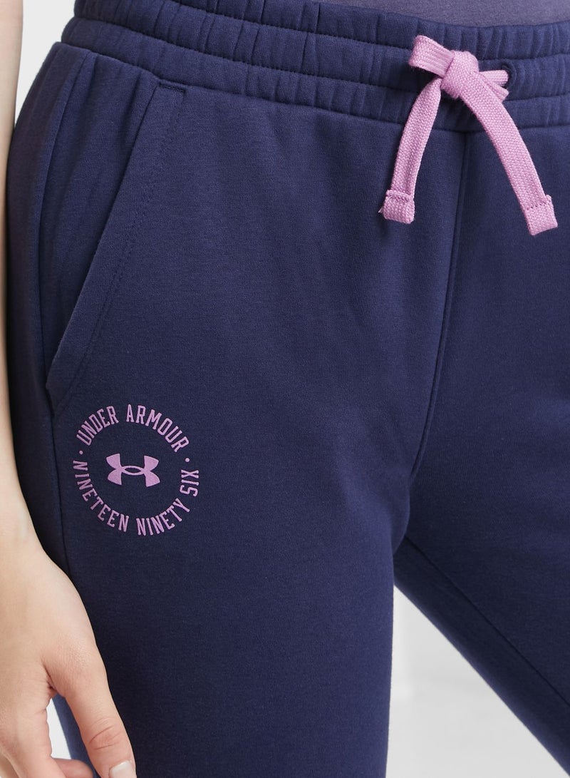 Rival Fleece Crest Sweatpants