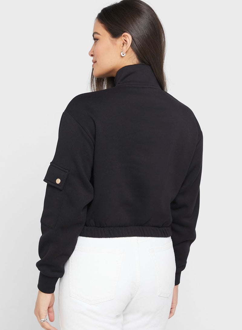 Pocket Detail Crop Sweatshirt