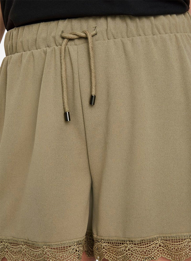 Lace Hem Shorts Olive