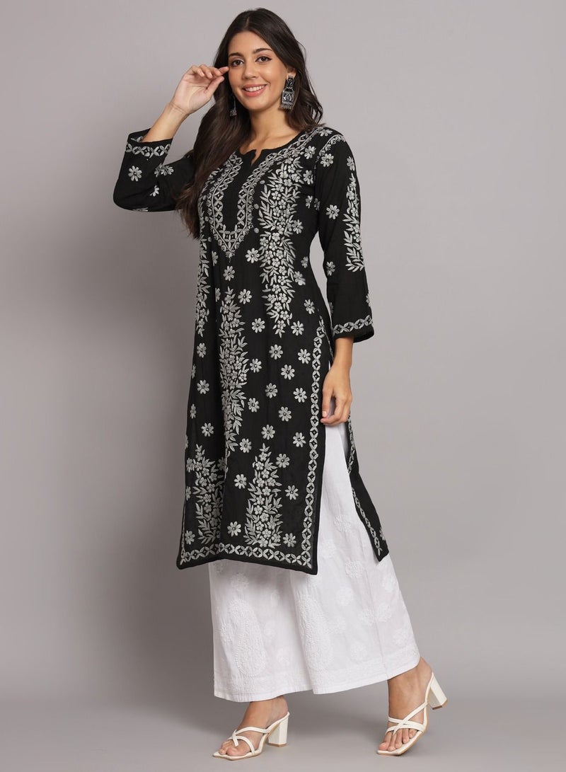 Women  Floral Embroidered Chikankari Cotton kurta-AL3679