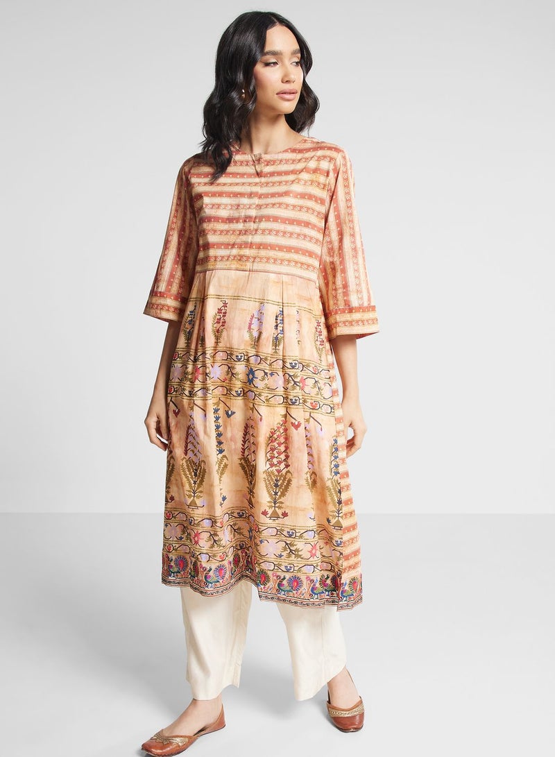 Round Neck Pleated Kurti