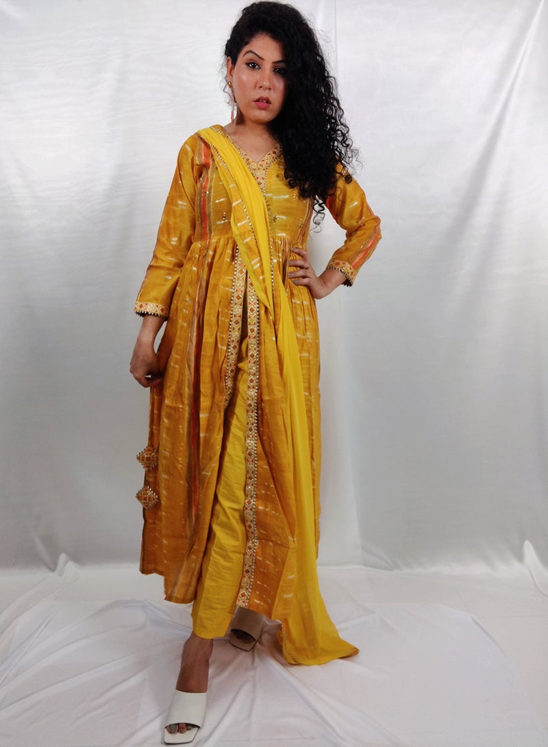 PRIYA'S PANACHE Stylish Yellow Muslin Straight Kurta Pant Dupatta Set - Designer Festival Traditional Ethnic Indian Partywear For Women
