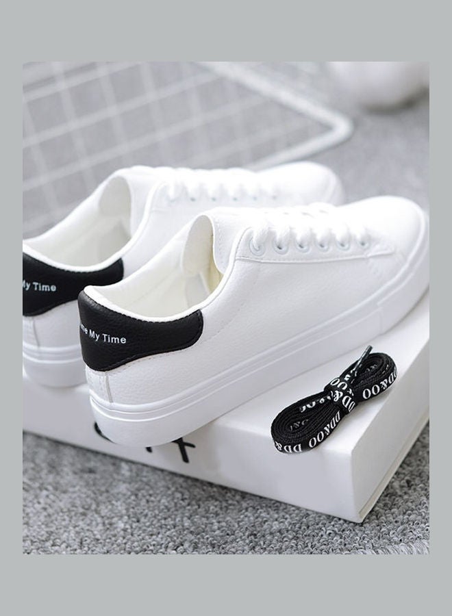 Anti-slip Flat Lace up Sports Sneakers White