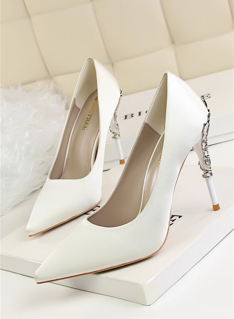 10cm Stylish Metal Pumps With Slim Heels High heels Shallow-Cut Pointed Satin Pumps White