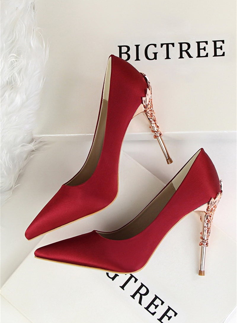 10cm Stylish Metal Pumps With Slim Heels High heels Shallow-Cut Pointed Satin Pumps Red