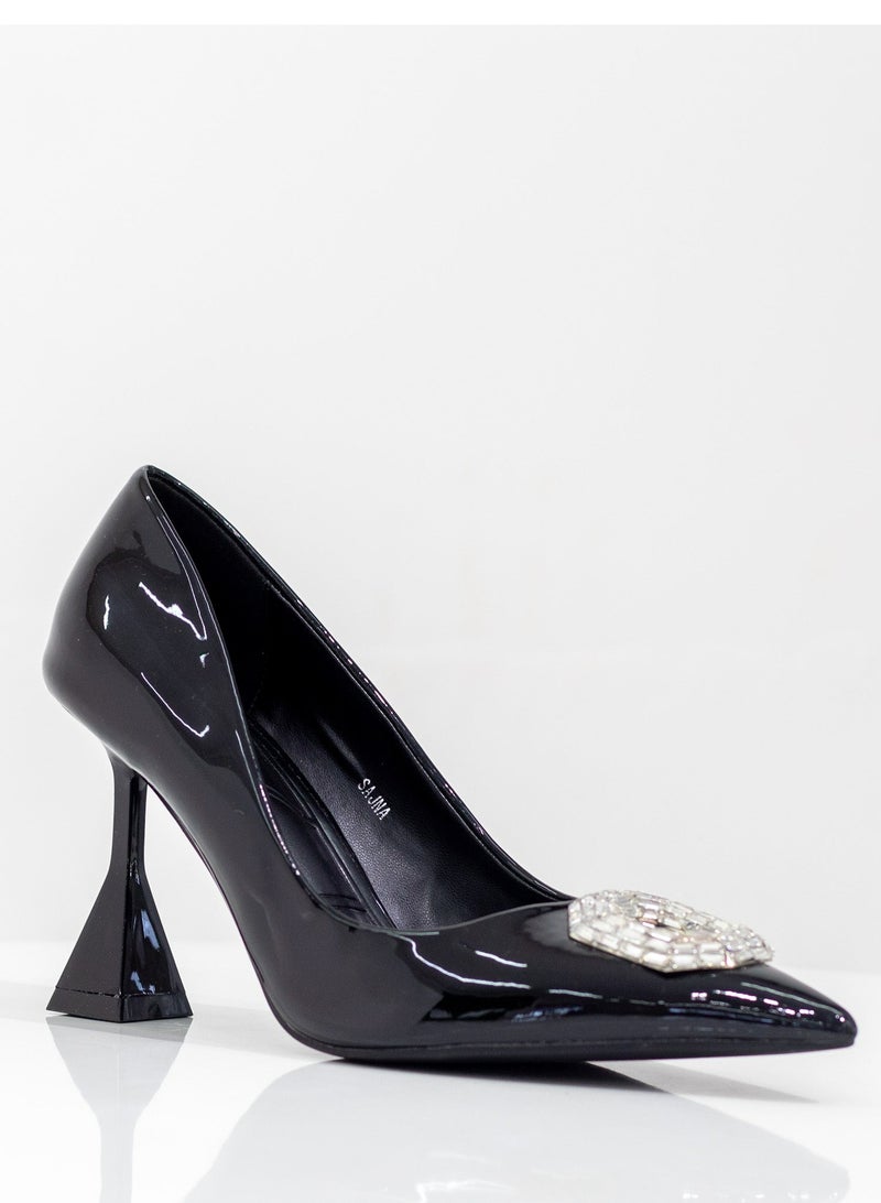 Sajna pat 9cm heel court with oct diamante trim black