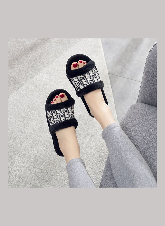 Printed Bedroom Slippers Black