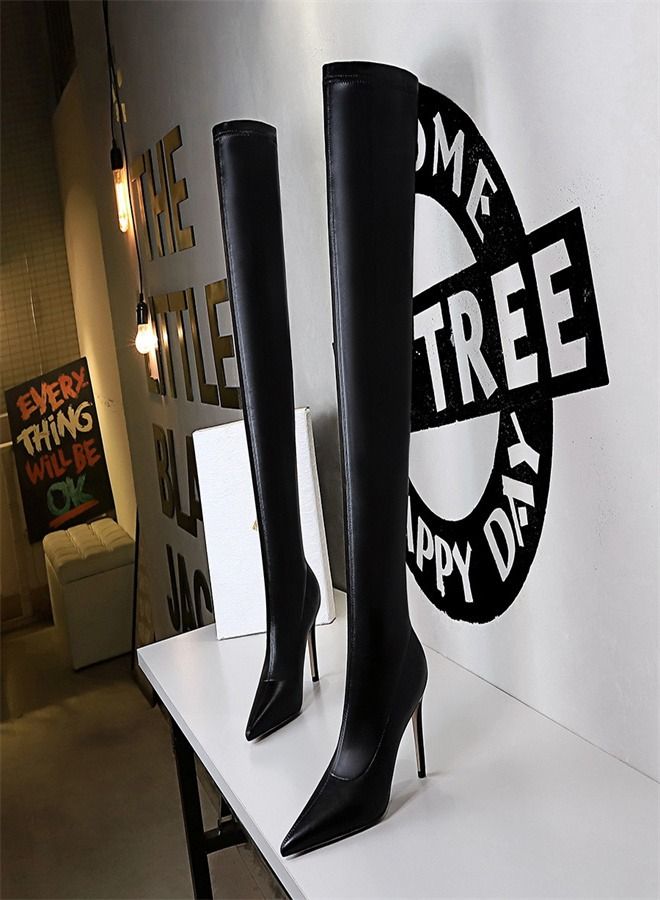 Single-Liner Pointed Knee Boots 8.5CM Black