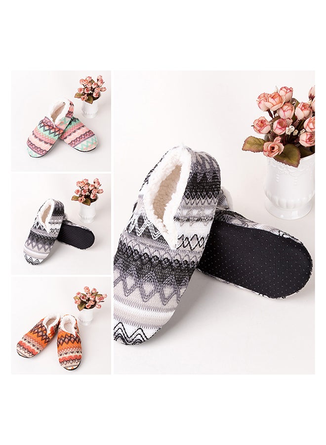 Winter Print Soft-Soled Slipper Socks Black/Grey