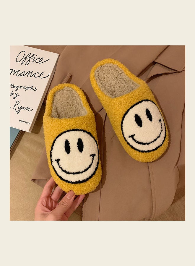 Smiley Face Designed Bedroom Slippers Yellow/White