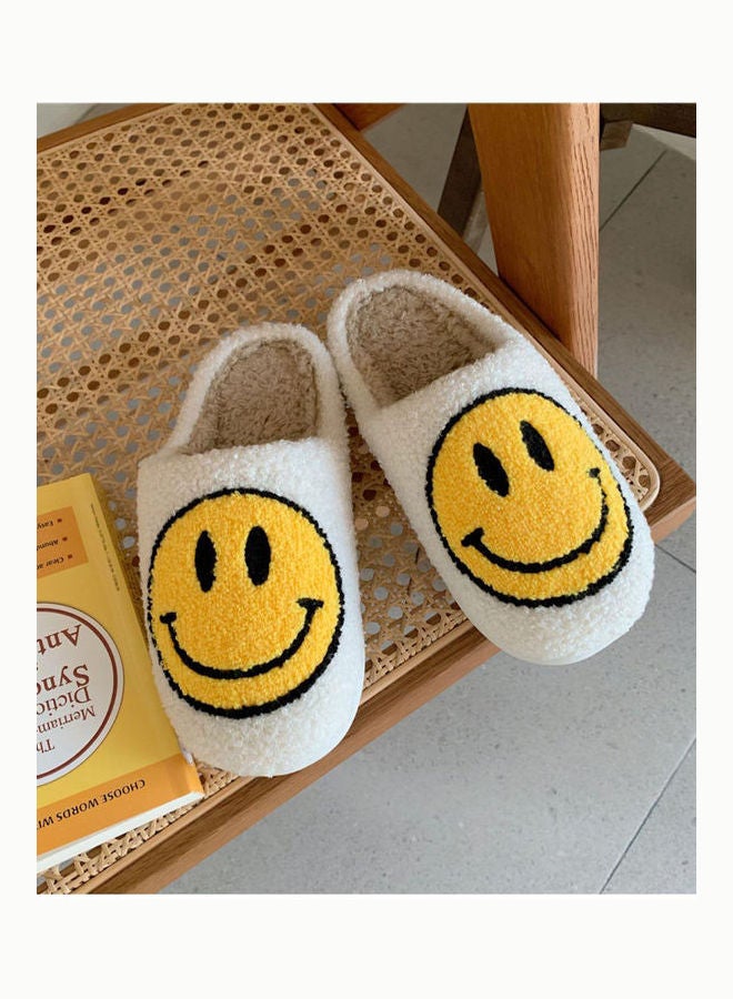 Smiley Face Designed Bedroom Slippers White/Yellow