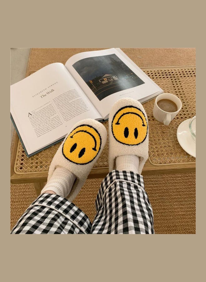 Smiley Face Designed Bedroom Slippers White/Yellow