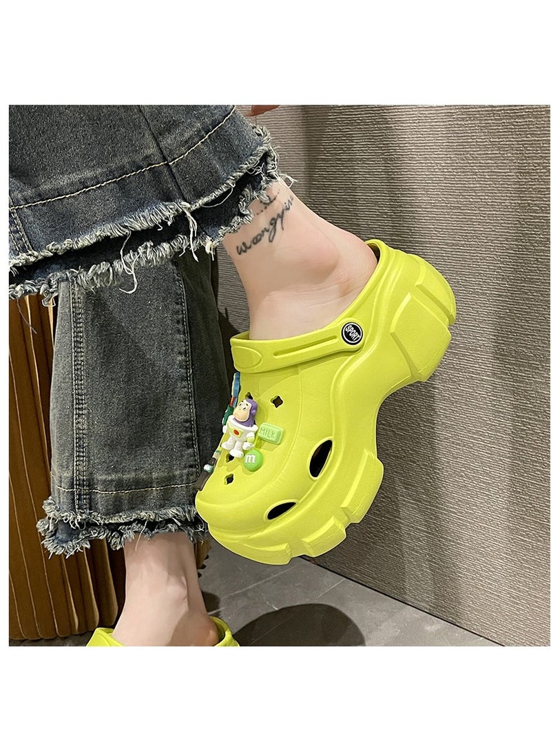 Wear Non Slip Lightweight Perforated Shoes For External Wear