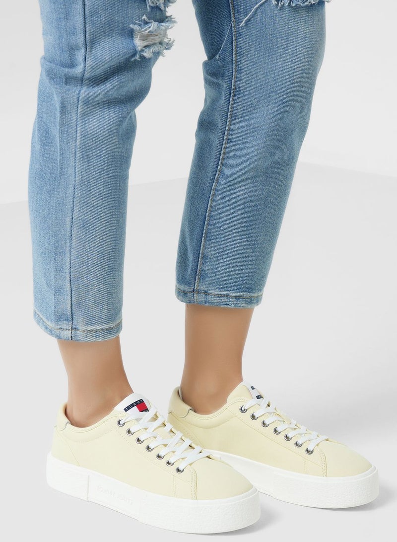 Foxing Flatform Low Top Sneakers