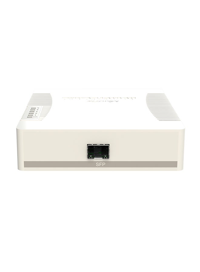 5-Port Gigabit PoE Out Ethernet Smart Switch With SPF Cage White